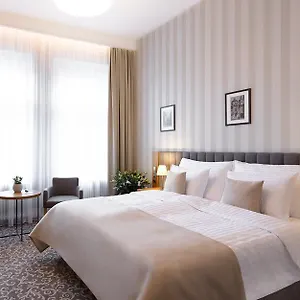 ellenőrizze a rendelkezésre állást