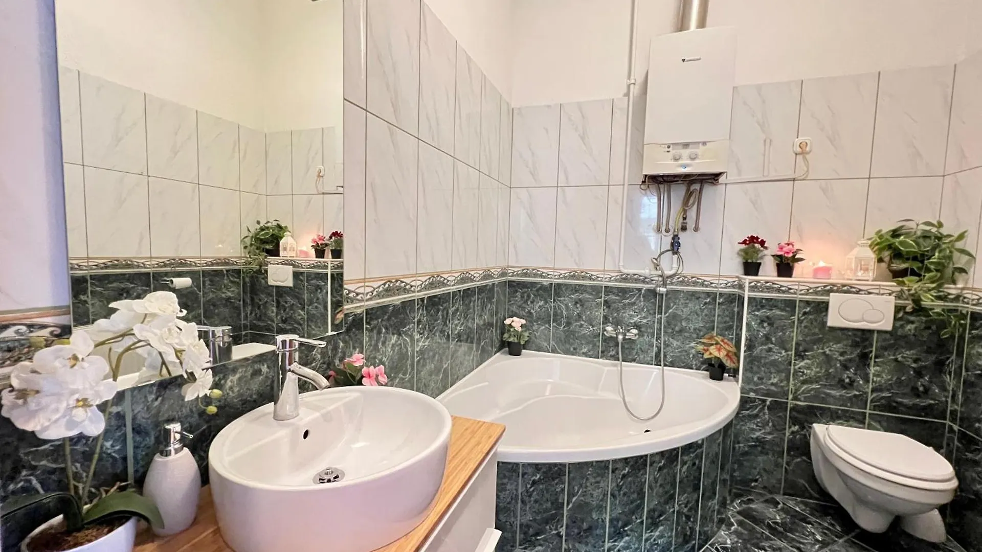 Kerepesi 3 - Opposite Keleti Station Apartman Budapest Magyarország